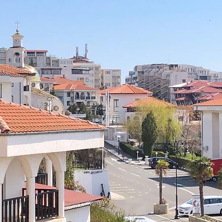 2 Bedroom Apartment Sveti Vlas With 2 Balconies And Sea Views Exteriér fotografie